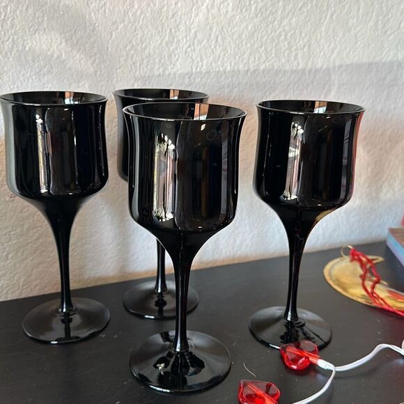 Black set of 4 cocktail glasses All black vintage - Picture 2 of 6